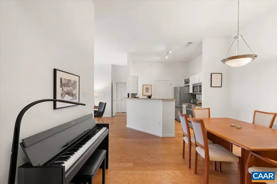 765 Walker Sq #4a, Charlottesville, VA 22903 - #3