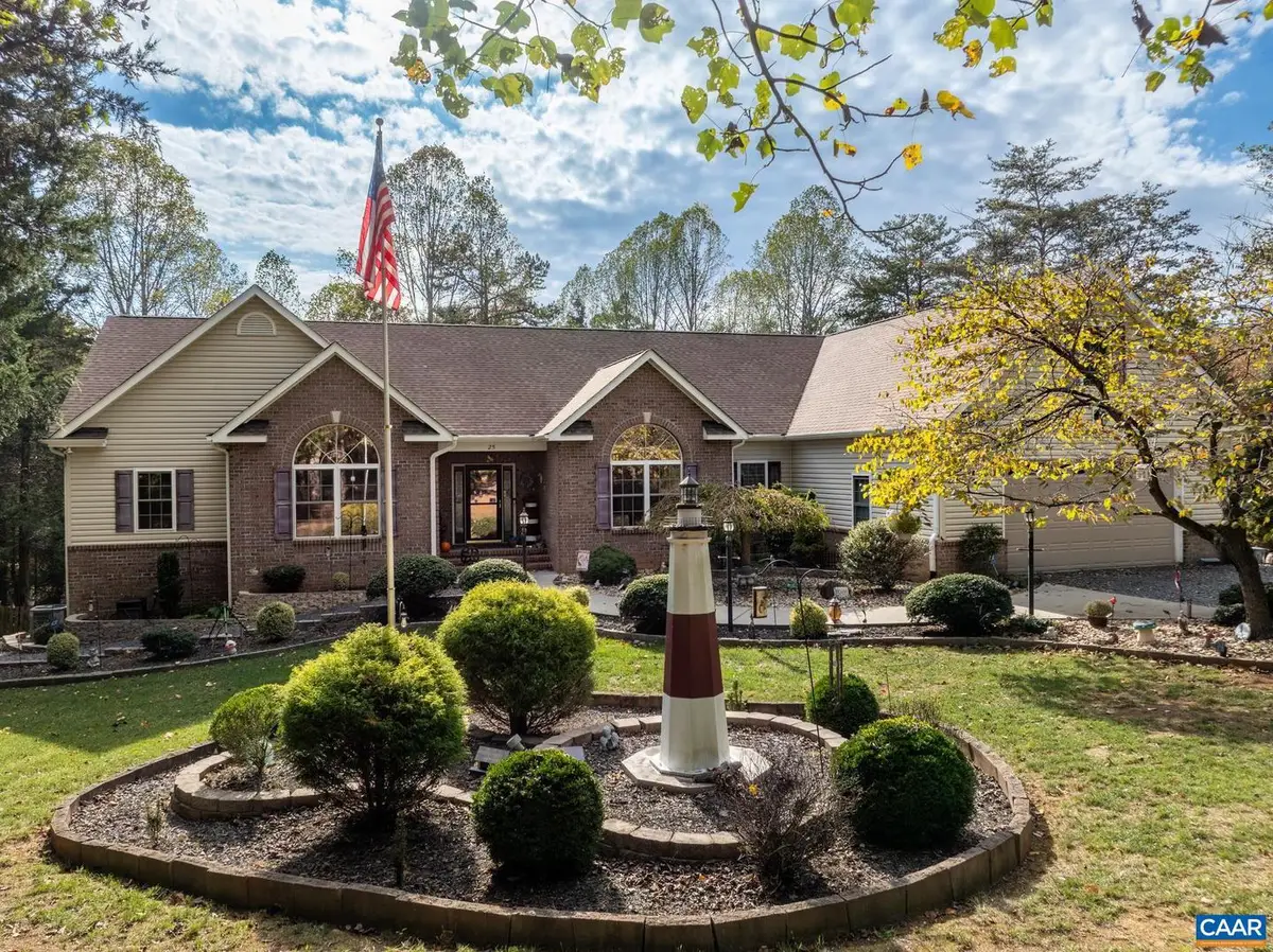 25 Acre Ln, Palmyra, VA 22963 - #1