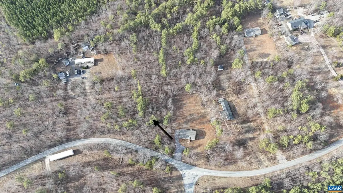 949 Austins Rd, Gladstone, VA 24553 - #1