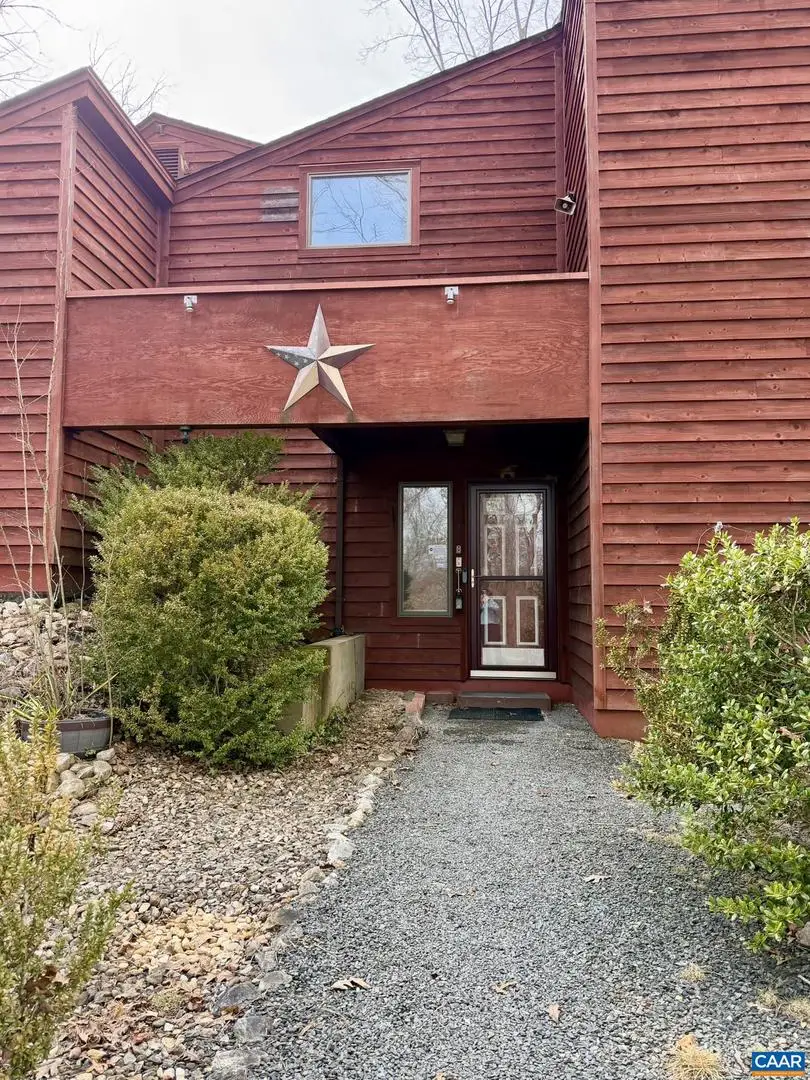 670 Baber Ln, Scottsville, VA 24590 - #2