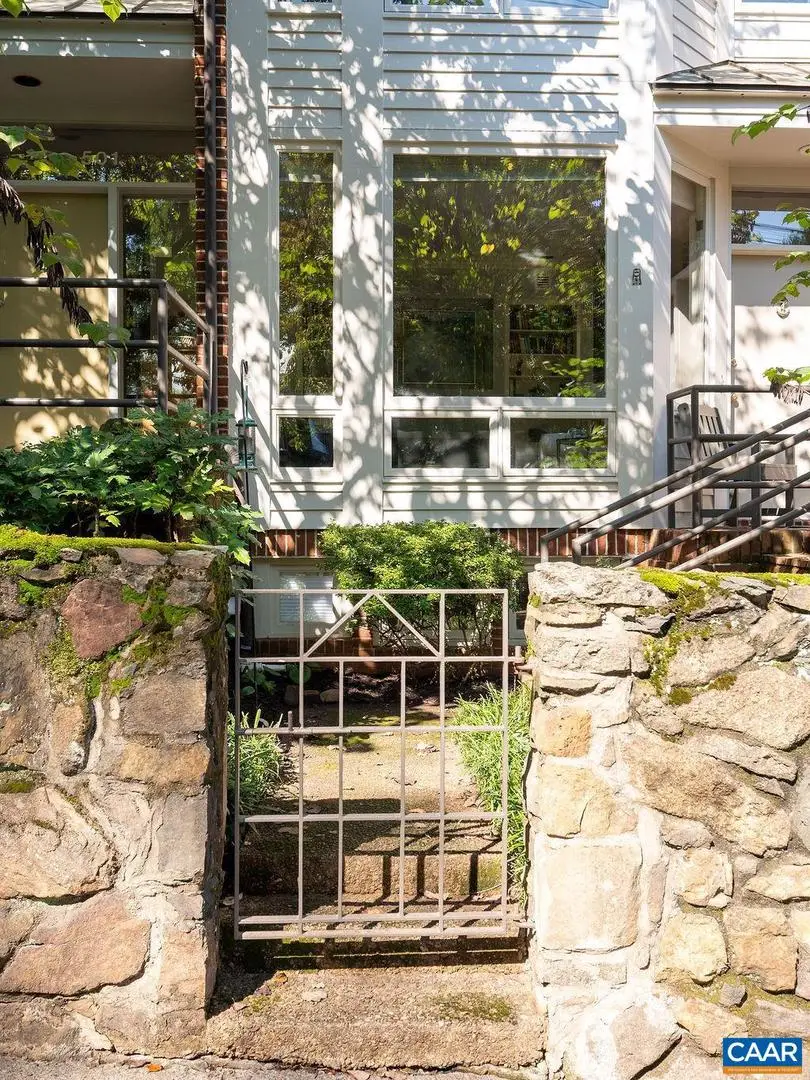 503 Ne 2nd St, Charlottesville, VA 22902 - #3