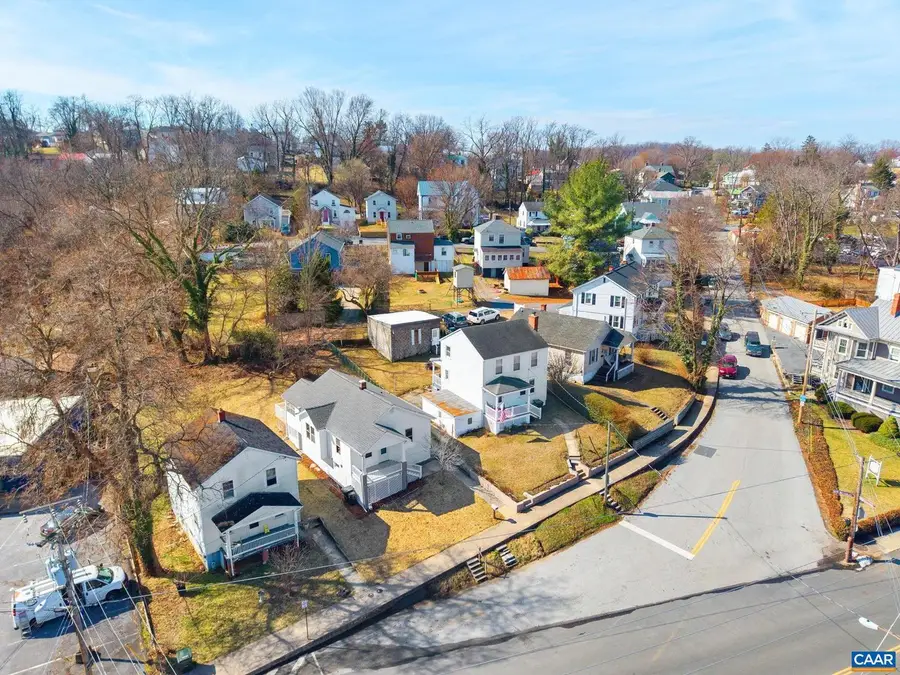 5 Montgomery Ave, Staunton, VA 24401 - #2