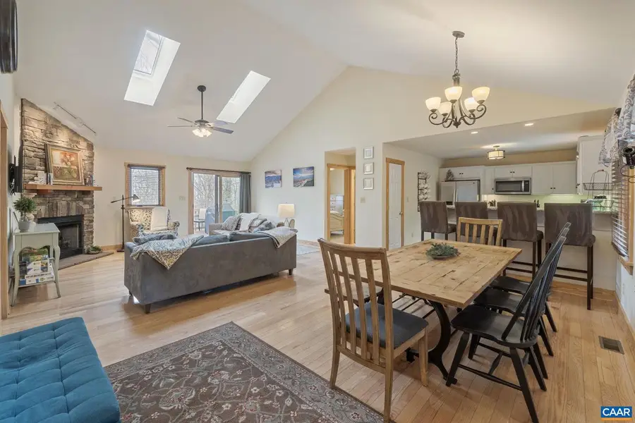 19 Rock Dove Ln, Wintergreen, VA 22967 - #2