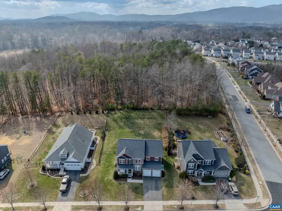 626 Jonna St, Crozet, VA 22932 - #3