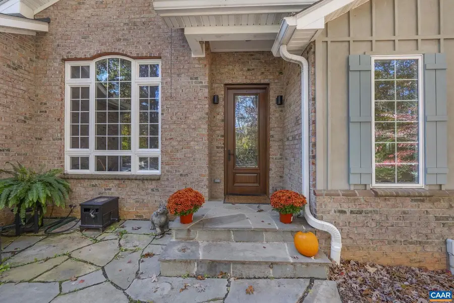 9130 Totier Creek Rd, Scottsville, VA 24590 - #2