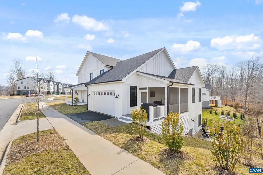 2206 Fowler Cir, Charlottesville, VA 22901 - #2