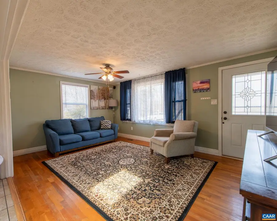 836 Toms Rd, Barboursville, VA 22923 - #3