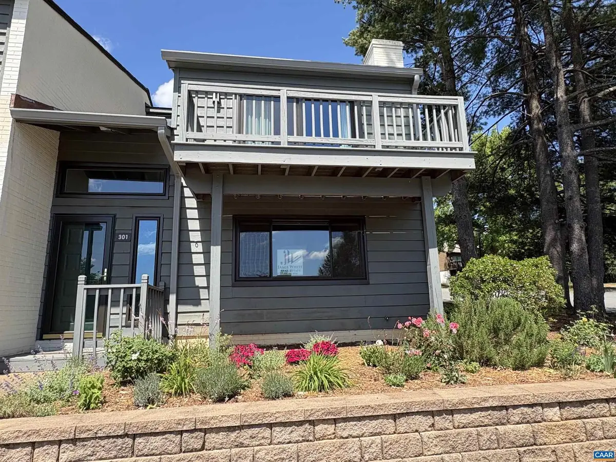 301 Harvest Dr, Charlottesville, VA 22903 - #1