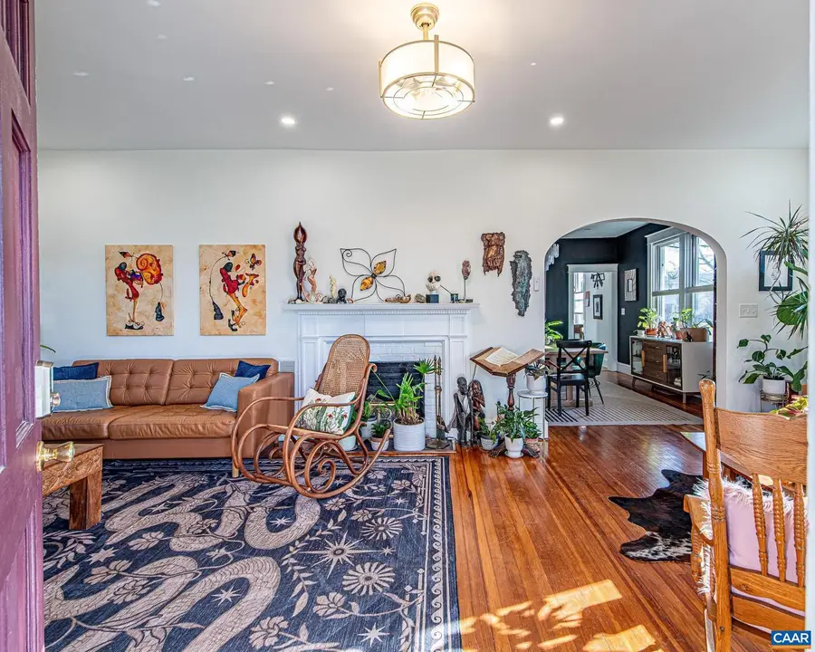 817 Henry Ave, Charlottesville, VA 22903 - #2