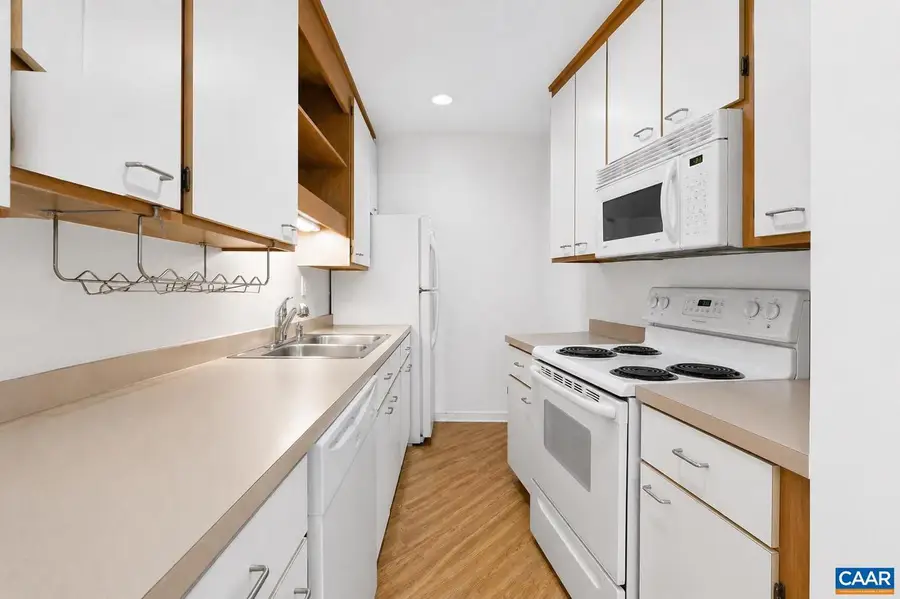 1250 Clifden Greene, Charlottesville, VA 22903 - #2