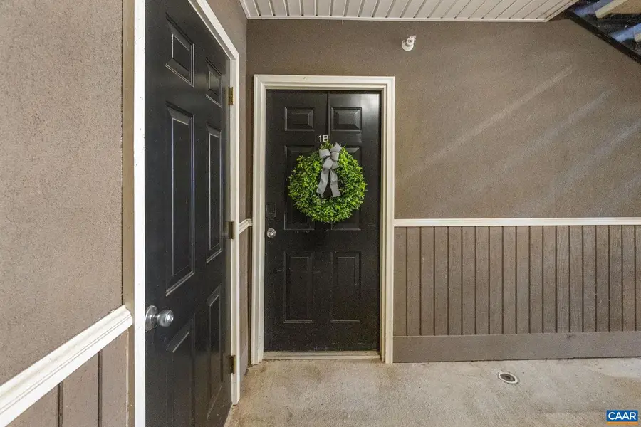 720 Walker Sq #1b, Charlottesville, VA 22903 - #2