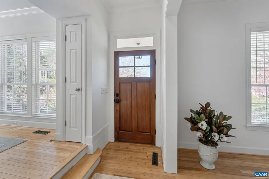 820 Fieldhaven Dr, Charlottesville, VA 22903 - #2