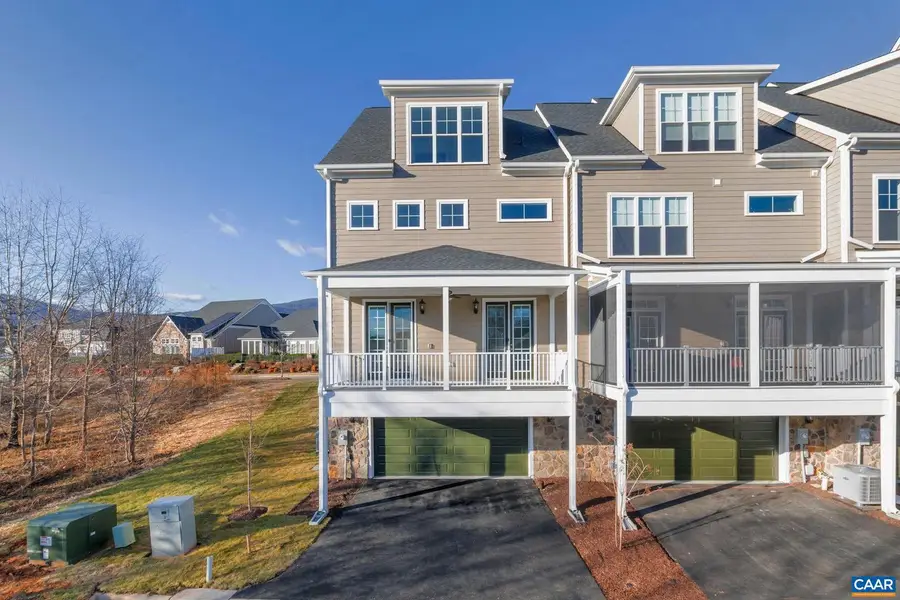 5481 Golf Dr, Crozet, VA 22932 - #3