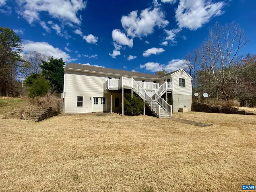 3545 Rock Island Rd, Scottsville, VA 24590 - #3