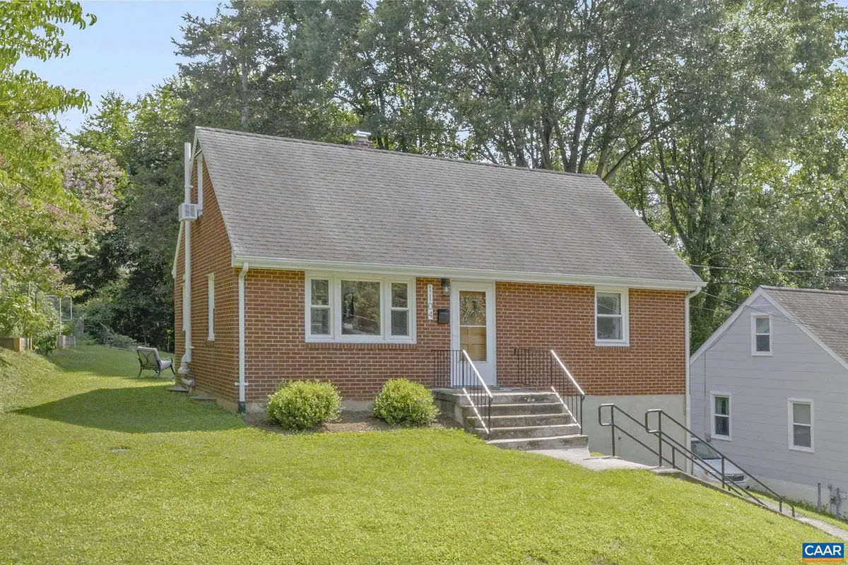 1104 Forest Hills Ave, Charlottesville, VA 22903 - #1