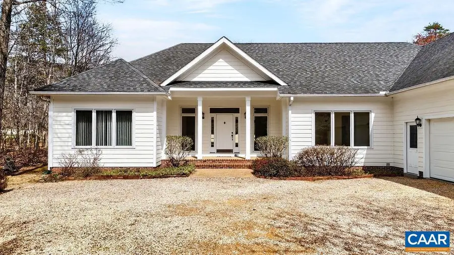 962 Cedar Meadow Dr, Nellysford, VA 22958 - #2