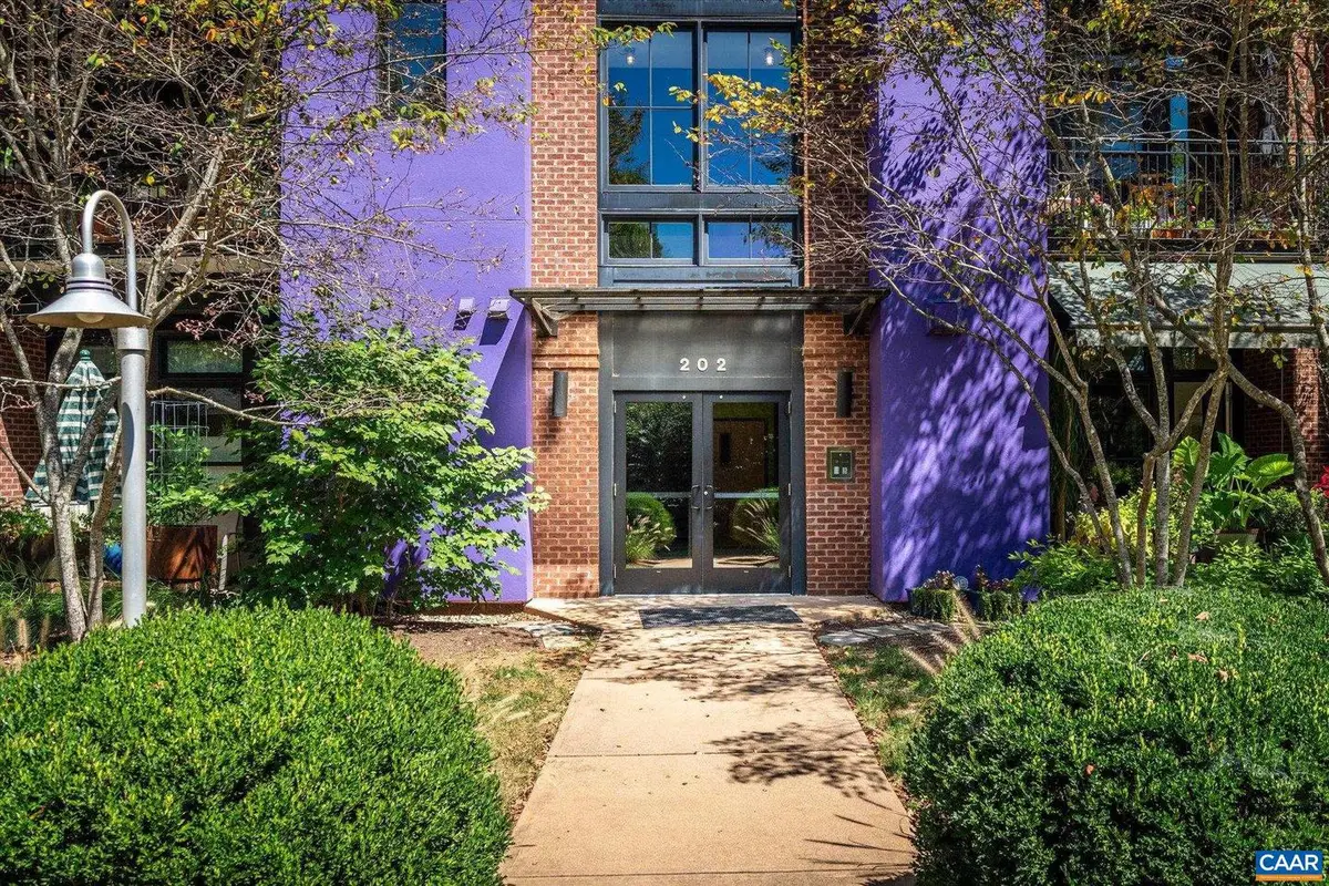 202 Douglas Ave #3d, Charlottesville, VA 22902 - #1