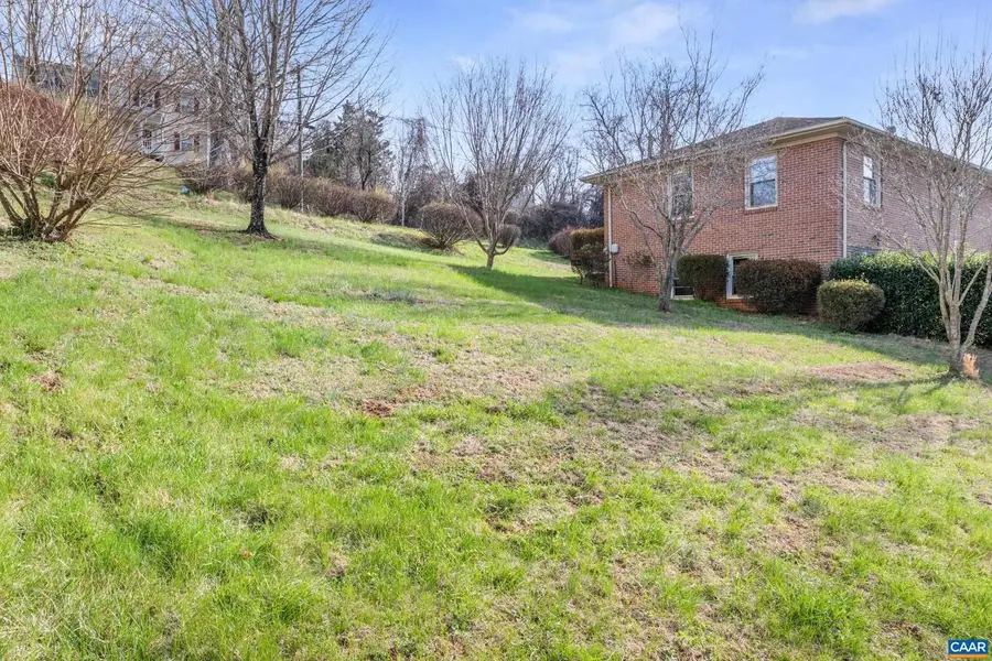 712 Palatine Ave, Charlottesville, VA 22902 - #3
