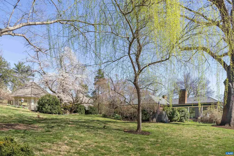 42 Old Farm Rd, Charlottesville, VA 22903 - #2