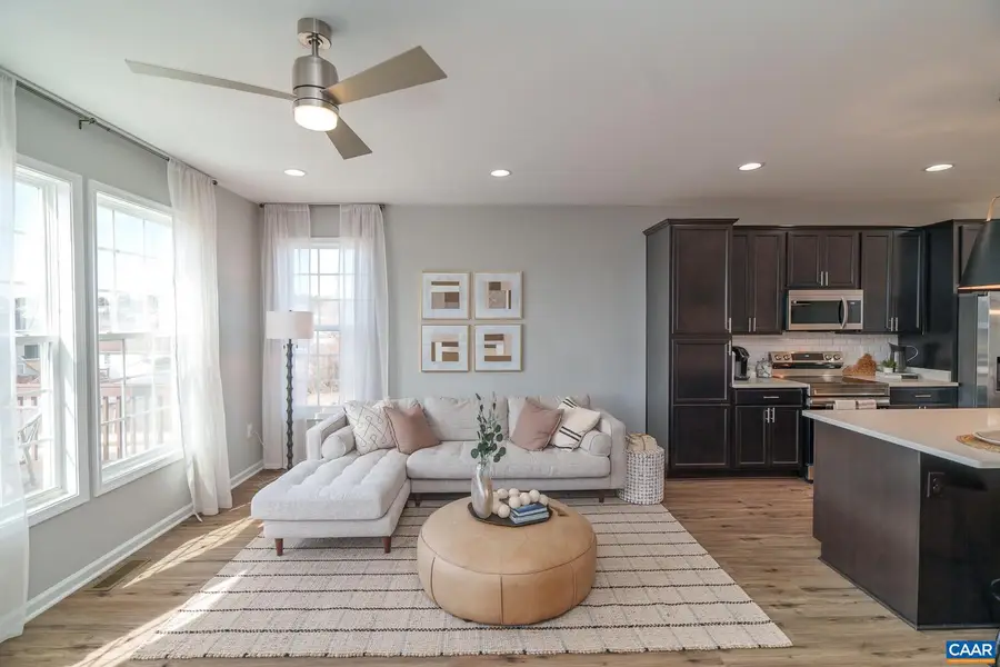 229 Cheshire Ln, Waynesboro, VA 22980 - #2