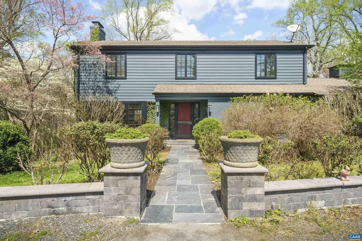 2220 Cornwall Rd, Charlottesville, VA 22901 - #1