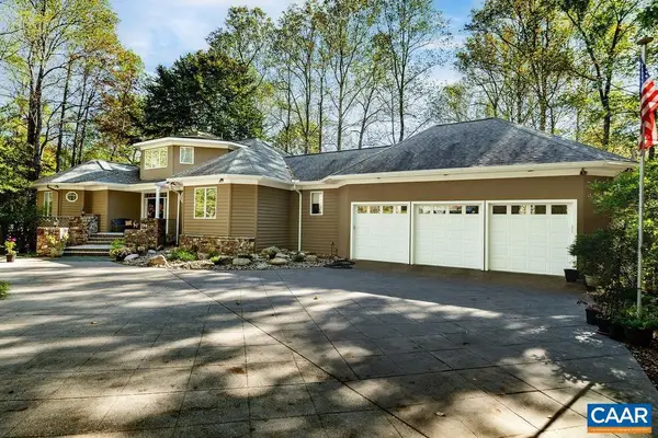 105 Saddleback Knl, NELLYSFORD, VA 22958