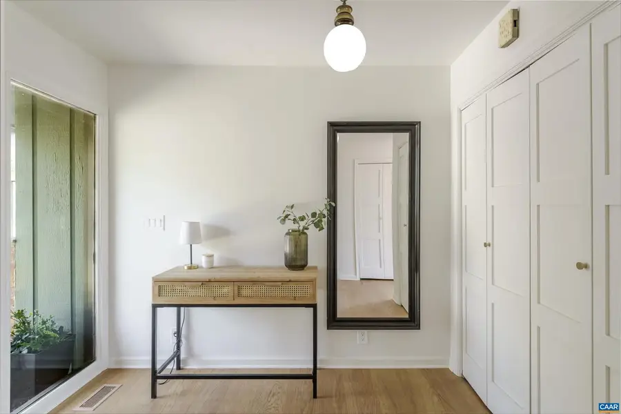 5 Vincennes Ct, Charlottesville, VA 22911 - #2