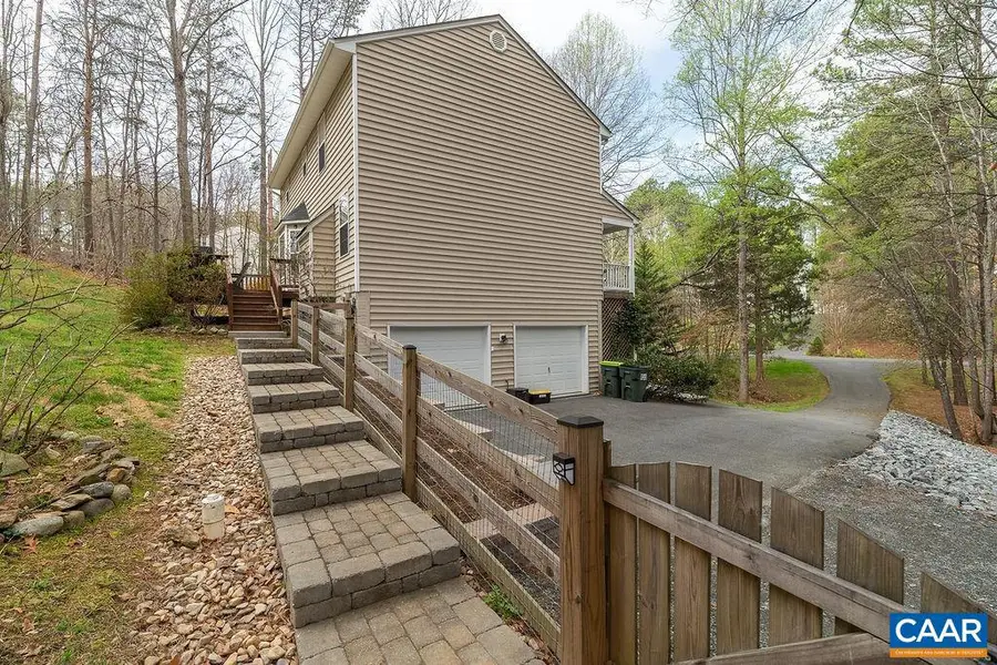 246 White Cedar Rd, Barboursville, VA 22923 - #3