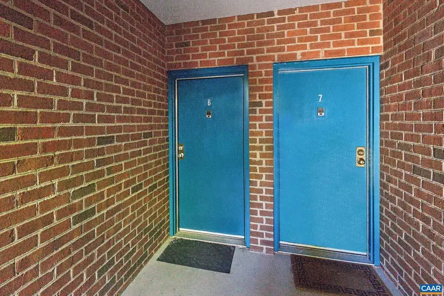 110 Turtle Creek Rd #6, Charlottesville, VA 22901 - #3