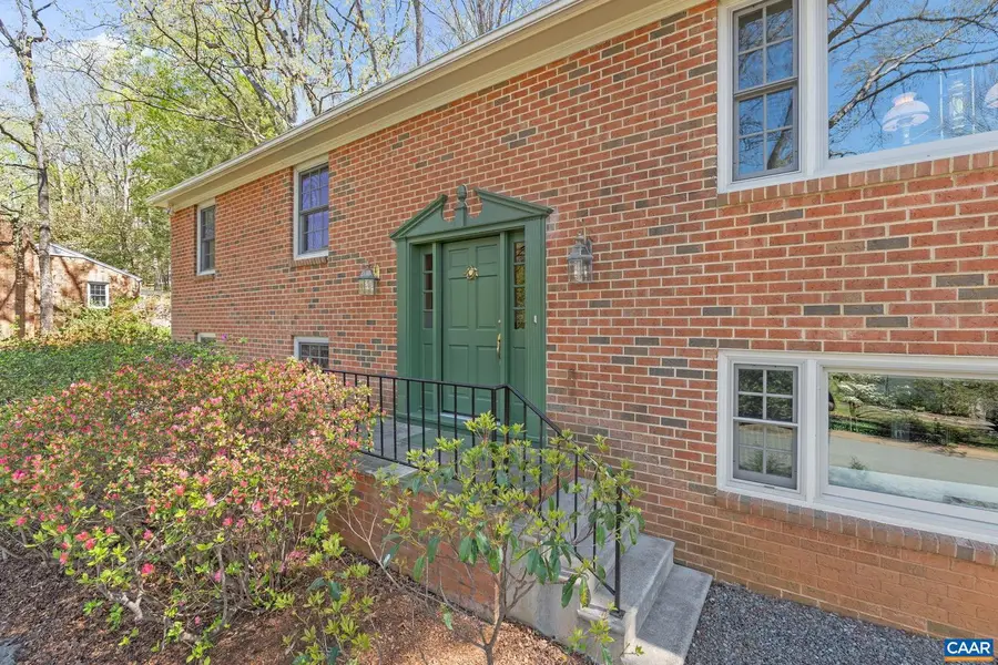 2228 Brandywine Dr, Charlottesville, VA 22901 - #2