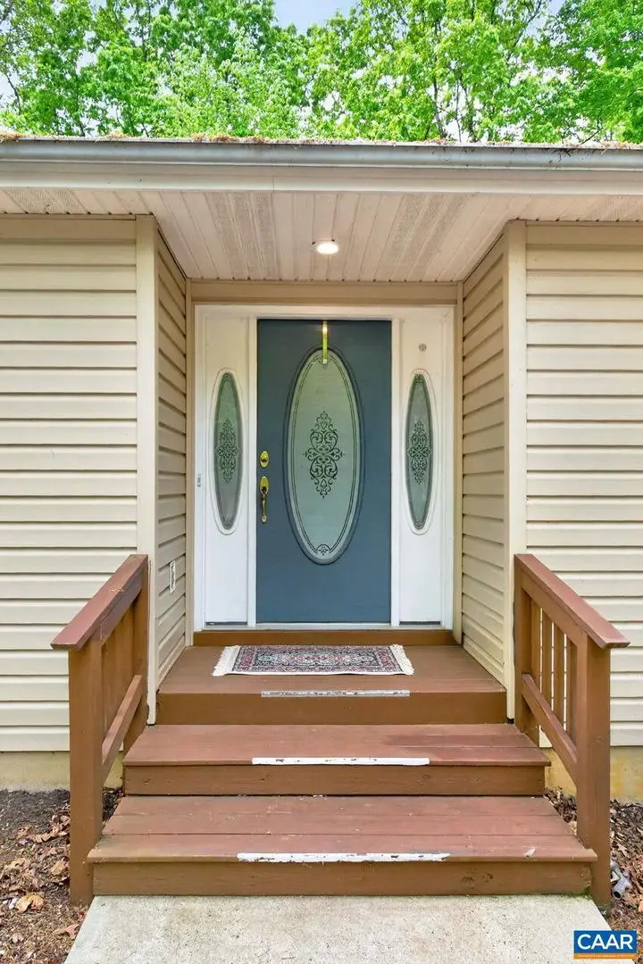 37 Laguna Rd, Palmyra, VA 22963 - #3