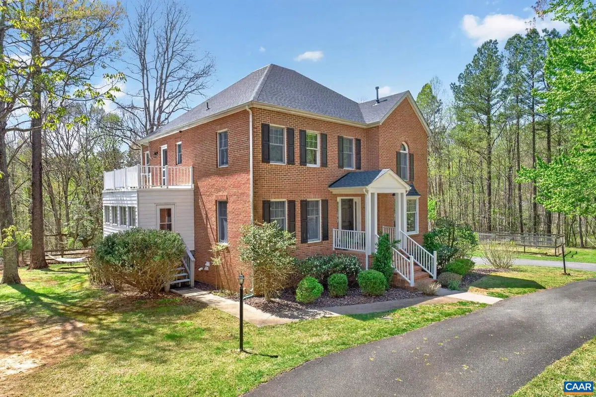 7087 Dick Woods Rd, Afton, VA 22920 - #1