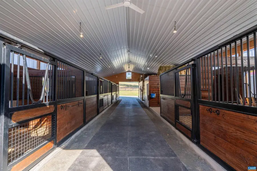 2236 Craigs Store Rd, Afton, VA 22920 - #3