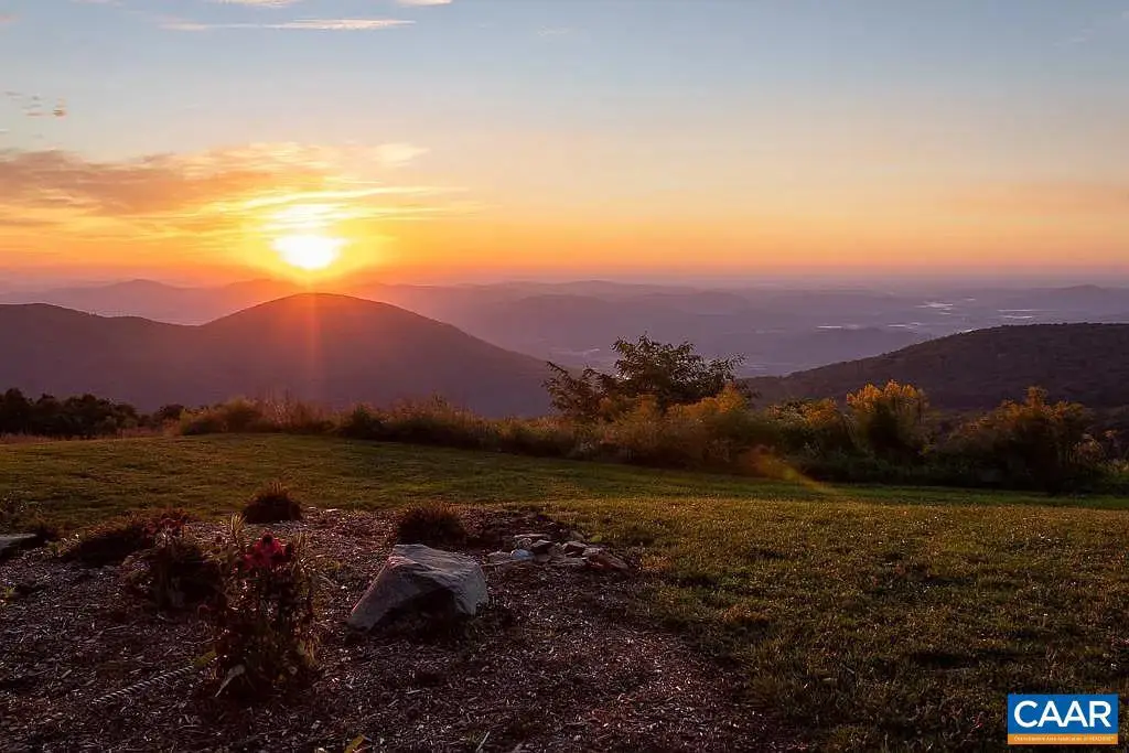 1616 Overlook Condos, Roseland, VA 22967 - #1