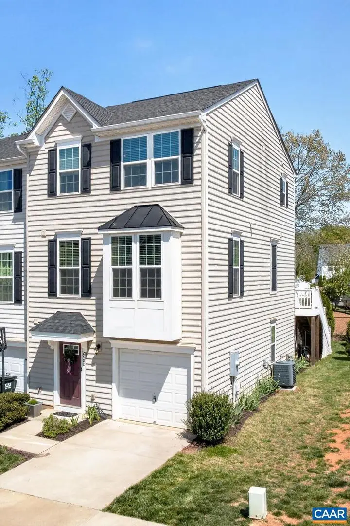 2422 Pocoson Wood Ct, Charlottesville, VA 22911 - #2