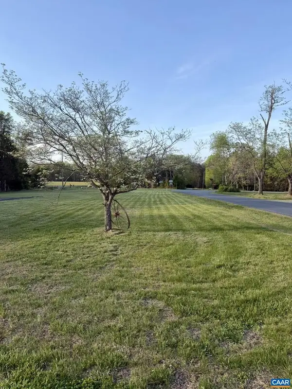 1497 Salem Church Rd, PALMYRA, VA 22963