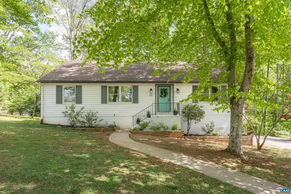 110 Carrsbrook Ct, CHARLOTTESVILLE, VA 22901