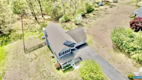 212 Oak View Rd, BARBOURSVILLE, VA 22923