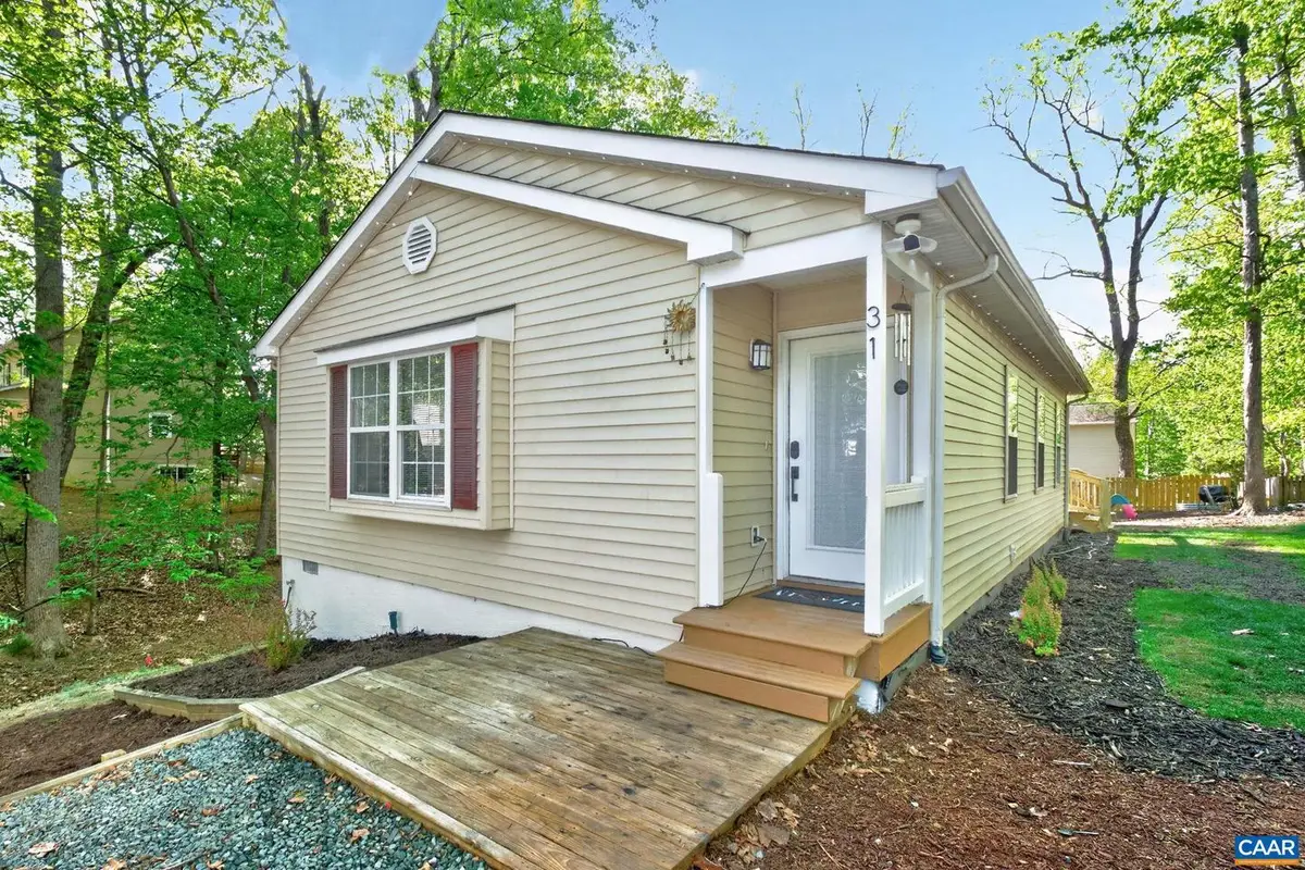 31 Woodlawn Dr, Palmyra, VA 22963 - #1