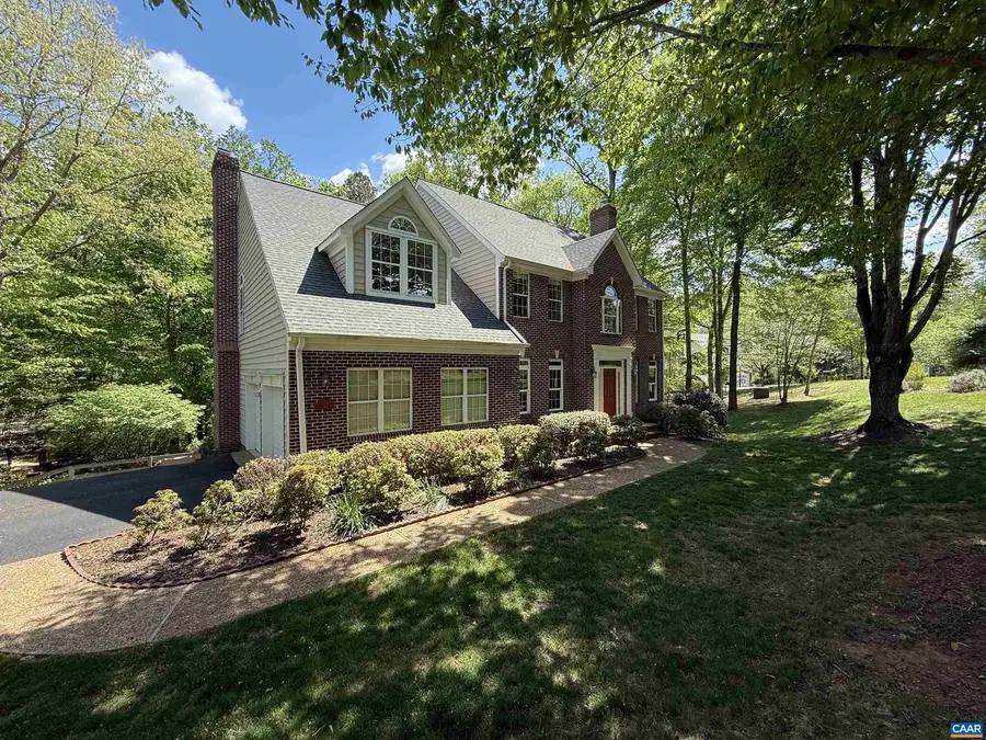 824 King William Dr, Charlottesville, VA 22901 - #2