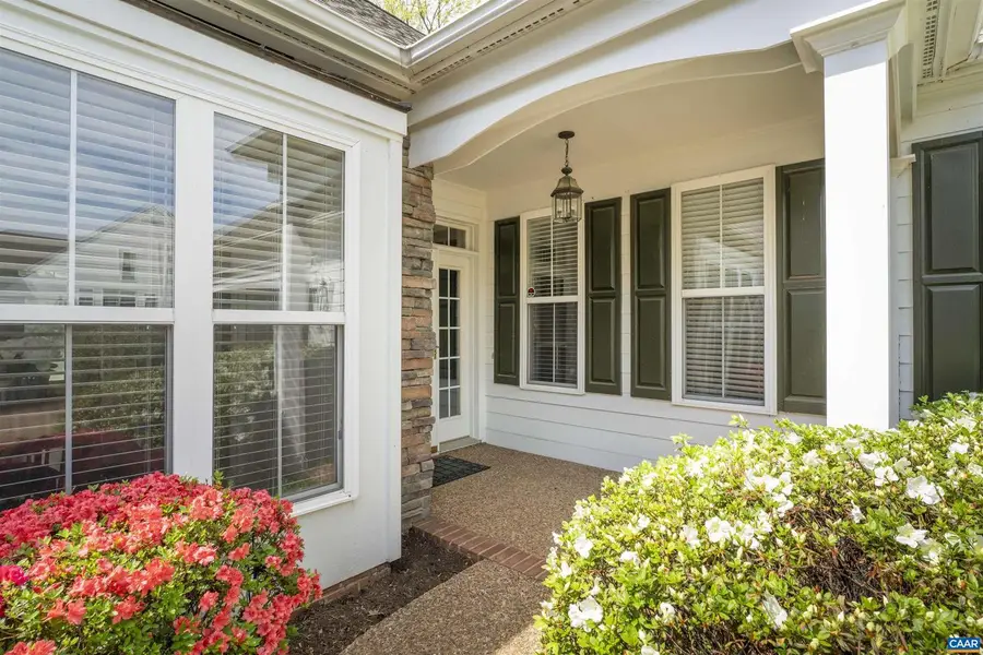 5527 Stonegate Ln, Crozet, VA 22932 - #3