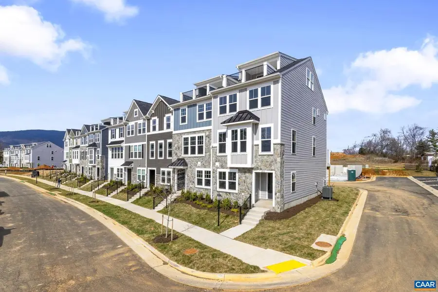 138 Park Ridge Dr, Crozet, VA 22932 - #3