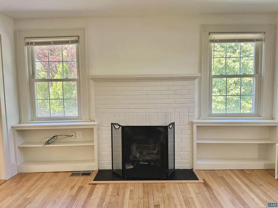 1732 West Main St, Waynesboro, VA 22980 - #3