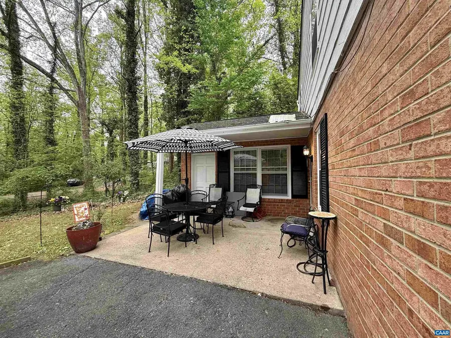 1725 Solomon Rd, Charlottesville, VA 22911 - #3