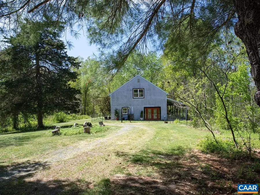 4177 Rolling Rd, Scottsville, VA 24590 - #2