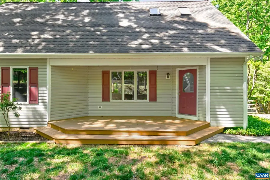 32 Wildwood Dr, Palmyra, VA 22963 - #2