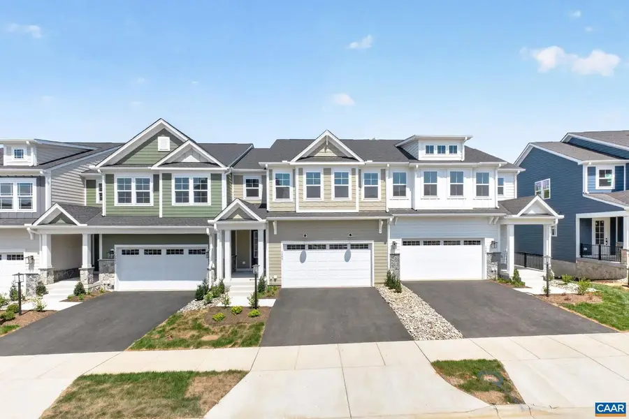 1390 Marcella St, Charlottesville, VA 22911 - #2