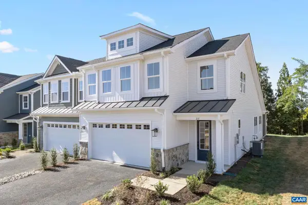 84 Springdale Rd, WAYNESBORO, VA 22980