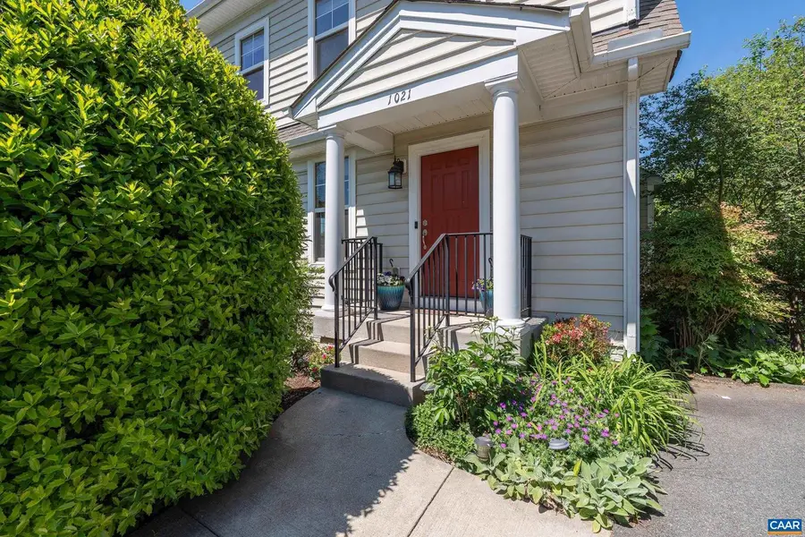 1021 Ridge St, Charlottesville, VA 22902 - #3