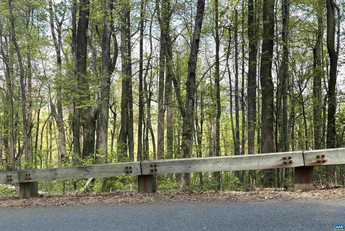 000 Reeds Gap Rd #102-2, Lyndhurst, VA 22952 - #1